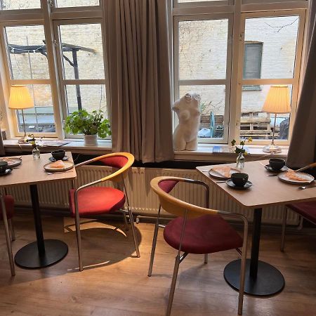 Apothekergaarden Stege Stuen Mod Gardhaven Bed & Breakfast Dış mekan fotoğraf